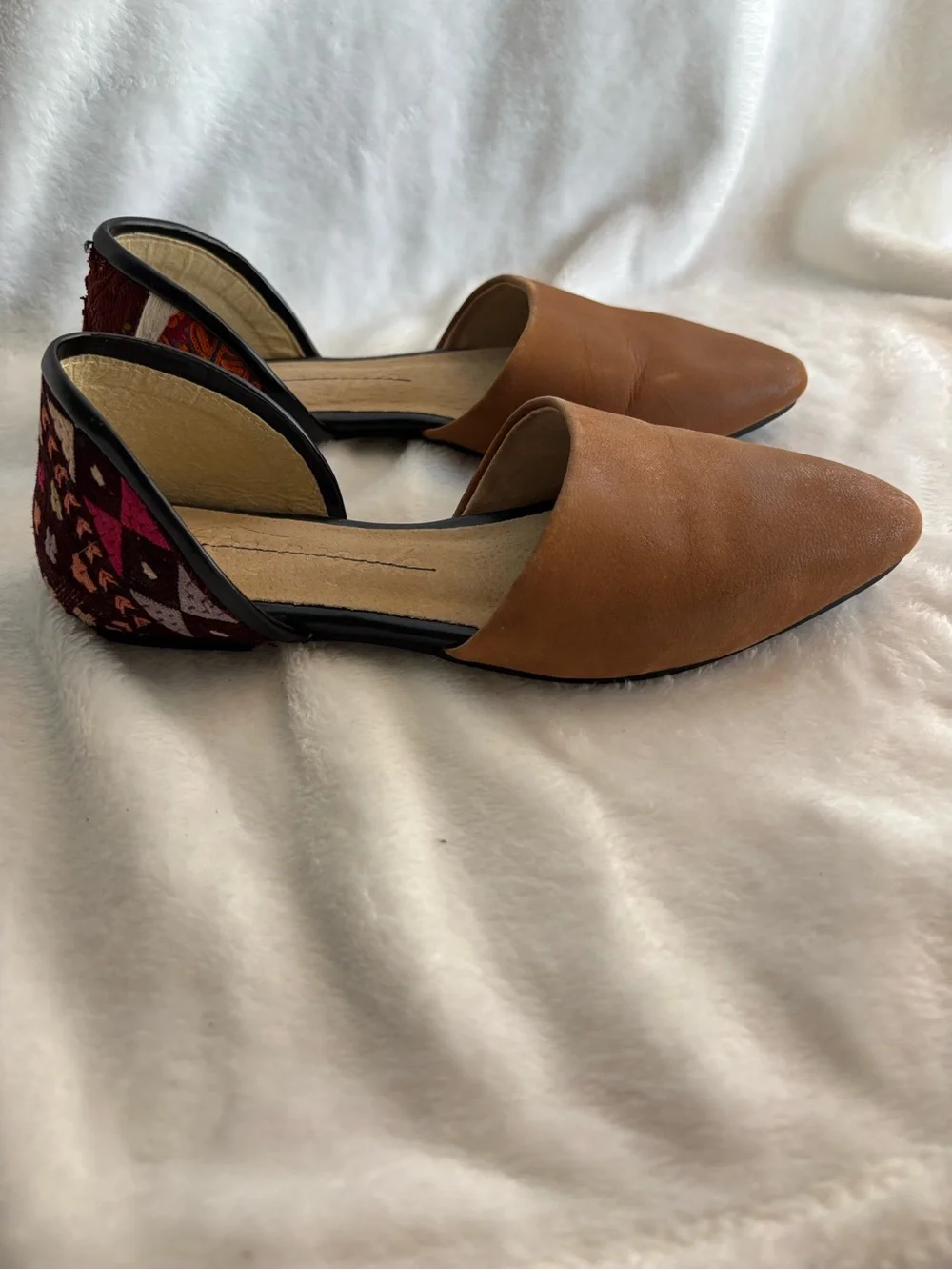 Free People Rajah D’Orsay Embroidered Flats Size 36/6